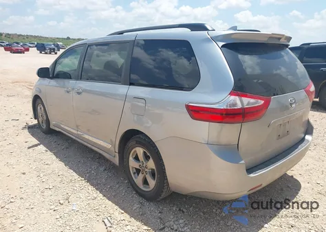2018 Toyota Sienna Le 8 Passenger из США, поврежденный, VIN 5TDKZ3DC4JS901522